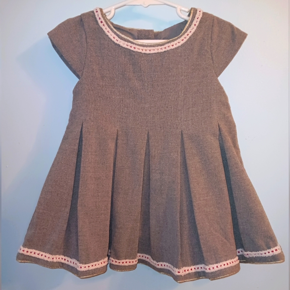 Tahari Gray Dress 3T Accents And Pleats